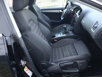 Audi A5 8T Coupe 2.0 TDI 170KM 2009 Audi A5 2.0 TDI, 167 KM, Klima, Klimatronic, zdjęcie 8