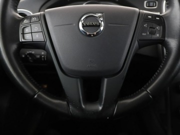 Volvo V40 II 2017 Volvo V40 navi PDC tempomat grzane fotele LED, zdjęcie 20