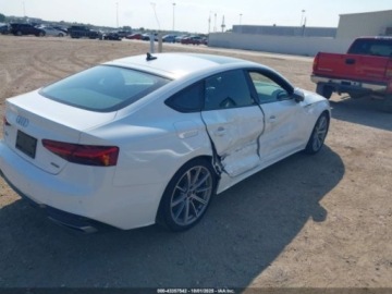 Audi A5 B10 2025 Audi A5 Sportback 2025r., 4x4, 2.0L 2.0 Hybryda 261KM, zdjęcie 3