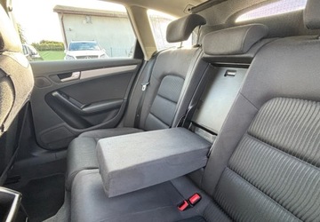 Audi A4 B8 Avant 2.0 TDI 120KM 2009 Audi A4 Avant Wymieniony rozrzad 2.0 Diesel 120KM, zdjęcie 13