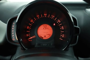 Citroen C1 II Hatchback 5d 1.0 VTi 68KM 2017 Citroen C1 1.0 VTi, Salon Polska, Serwis ASO, zdjęcie 7