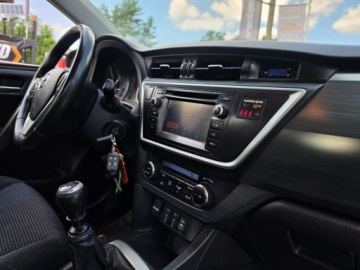 Toyota Auris II Touring Sports Facelifting 1.4 D-4D 90KM 2015 Toyota Auris Toyota Auris 1.4d Salon Polska Super Stan Kamera Cofania 1.4, zdjęcie 38
