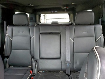 Cadillac Escalade III 2021 Cadillac Escalade ESV Sport 2021 6.2 Benzyna 420KM, zdjęcie 3