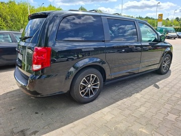 Dodge Caravan V 2016