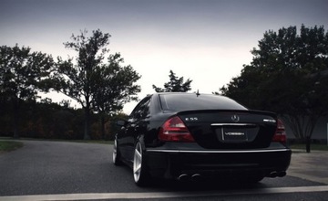 СПОЙЛЕР ЗАДНЕЙ ДВЕРИ MERCEDES W211 КАЧЕСТВО AMG!!!