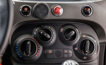 Fiat 500 II Seria 4 1.2 69KM 2017 Fiat 500 1.2 Lounge Dualogic 1.2 Benzyna 69KM, zdjęcie 28