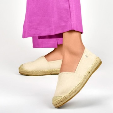 Zamszowe beżowe espadryle damskie