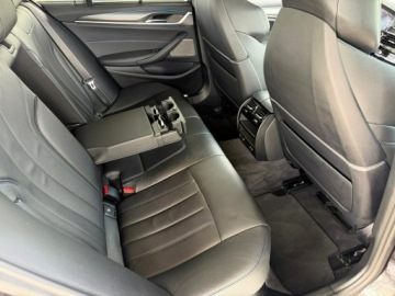 BMW Seria 5 G30-G31 Limuzyna Plug-In 2.0 530e 292KM 2022 BMW 530 FUL LED head UP nawi EL.KLAPA grzane fotel, zdjęcie 28