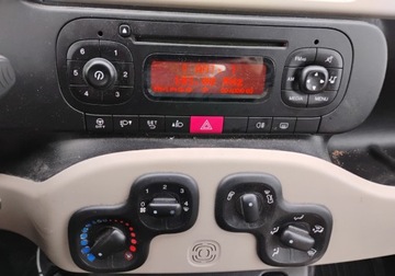 Fiat Panda II Hatchback 5d 1.2 69KM 2012 Fiat Panda I rej 2013r, 1.2 Benzyna. Lekko uszkodzony przod. Jezdzi. 1.2, zdjęcie 13