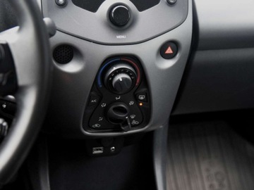 Toyota Aygo II Hatchback 3d Facelifting 1.0 VVT-i 72KM 2021 Toyota Aygo Polski salon_Faktura VAT 23_Serwisowany_, zdjęcie 29