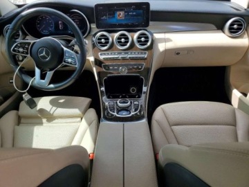 Mercedes Klasa C W206 2021 Mercedes-Benz Klasa C 300 2021 2.0 Benzyna 255KM, zdjęcie 8
