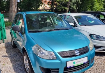 Suzuki SX4 I Hatchback 1.5 i 16V 100KM 2009 Suzuki SX4 Klimatyzacja 1.5 Benzyna 99KM, zdjęcie 1