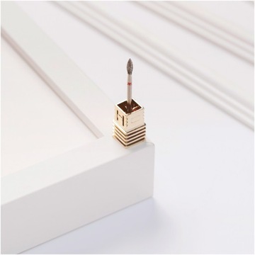 Резак для ногтей с алмазной каплей