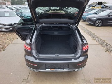 Volkswagen Arteon Fastback Facelifting 2.0 TDI SCR 150KM 2021 Volkswagen Arteon 2,0 TDI 150KM R LINE harman navi kamera alcantara oplaco, zdjęcie 29