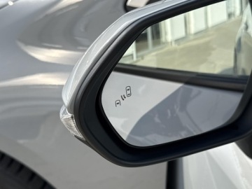 Toyota Corolla XII TS Kombi 2.0 Hybrid Dynamic Force 184KM 2019 Toyota Corolla 2.0 Hybrid Seria E21 (2019-) 2.0 Hy, zdjęcie 17