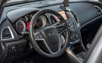 Opel Astra H Kombi 1.7 CDTI ECOTEC 125KM 2013 Opel Astra Opel Astra 1.7 Diesel 125KM, zdjęcie 8