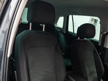 Volkswagen Tiguan II SUV Facelifting 1.5 TSI 150KM 2021 VOLKSWAGEN Tiguan 1.5 TSI Elegance DSG Suv 150KM 2021, zdjęcie 6