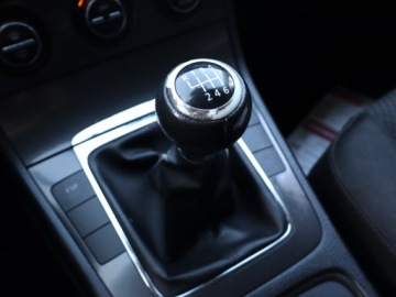 Volkswagen Passat B6 Sedan 2.0 FSI 150KM 2005 VW Passat 2.0 FSI, Klima, Klimatronic, Tempomat, zdjęcie 12