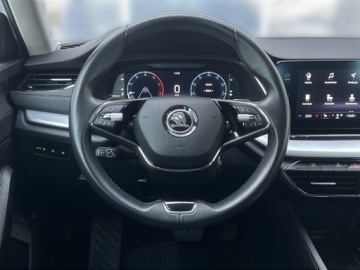 Skoda Octavia IV Liftback 2.0 TDI 150KM 2022 Skoda Octavia 2.0TI 150KM Style DSG l LED Matrix,, zdjęcie 14