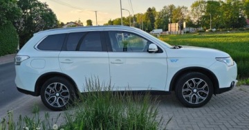 Mitsubishi Outlander III 2016 Mitsubishi Outlander ELEKTYK Benzyna Naped 44 skora kamera cofania, zdjęcie 8