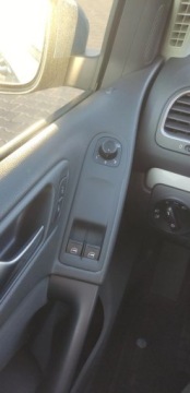 Volkswagen Golf VI Hatchback 5d 1.6 102KM 2009 Volkswagen Golf 1.6 MPI ,bezwypadek ,serwis aso vw do koncz 2025r 1.6 102KM, zdjęcie 17