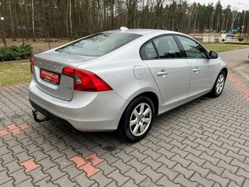 Volvo S60 II Sedan 1.6 T3 150KM 2013 Volvo S60 1.6 150 KM Xenony Podgrzewane fotele, zdjęcie 8