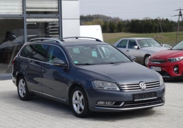 Volkswagen Passat B7 Variant 2.0 TDI CR DPF BlueMotion 170KM 2011 Volkswagen Passat 2.0TDI 170KM High Line Serwisowany Bezwypadkowy Oplacony