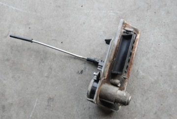 KLIKA DVEŘE LEVÝ ZADNÍ KŘIDÝLKA VW T5 7H0827565J