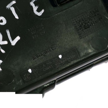 BMW E46 Kombi Накладка багажника боковая левая 8208373