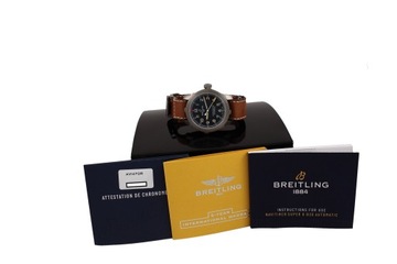 Tytanowy Breitling Navitimer 46mm Automatic