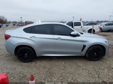 BMW Seria 6 F06-F12-F13 2015 BMW X6M 2015 4.4 Benzyna 567KM, zdjęcie 6