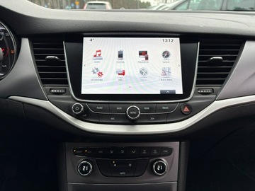 Opel Astra K Sports Tourer 1.4 Turbo 150KM 2017 Opel Astra kombi 1.4 150 KM Climatronic FV23%, zdjęcie 17