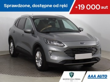 Ford Kuga III SUV 2,0 EcoBlue 120KM 2023 Ford Kuga 2.0 TDCi, Salon Polska, Serwis ASO