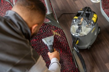 НОВЫЙ ПЫЛЕСОС-ПРАЧЕЧНАЯ KARCHER PUZZI 8/1 НОВАЯ МОДЕЛЬ