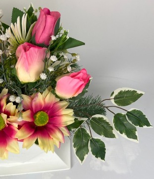 Кладбище украшение могила КОМПОЗИЦИЯ букет ПАМЯТНИК