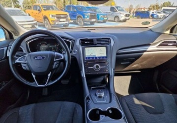 Ford Mondeo V Sedan Facelifting 2.0 EcoBlue 190KM 2020 Ford Mondeo 2.0 Ecoblue 190KM Titanium Salon PL FV23 2.0 Diesel 190KM, zdjęcie 11