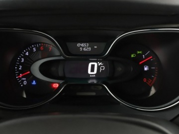 Renault Captur I Crossover 1.2 ENERGY TCe 118KM 2017 Renault Captur automat navi kamera klima hak, zdjęcie 21