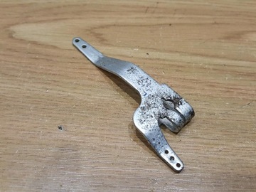 РУКОЯТКА ТРОСА РЫЧАГА КОСИЛКИ NAC 1P56F