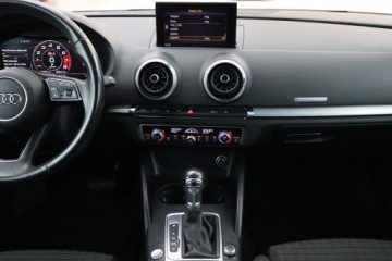 Audi A3 8V Sportback 5d Facelifting 1.5 TFSI 150KM 2018 Audi A3 1.5 TFSI, Salon Polska, Automat, Navi, zdjęcie 11