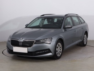Skoda Superb III Kombi Facelifting 1.5 TSI 150KM 2020 Skoda Superb 1.5 TSI, Salon Polska, Automat, zdjęcie 1