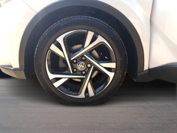 Toyota C-HR I Crossover Facelifting 1.8 Hybrid 122KM 2023 Toyota C-HR 1.8 Hybrid Style Toyota C-HR 1.8 Hybri, zdjęcie 33