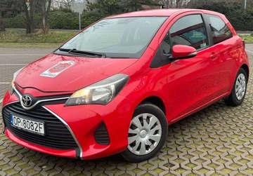 Toyota Yaris III Hatchback 5d Facelifting 1.33 Dual VVT-i 99KM 2015 Toyota Yaris 1.4 benzyna 2015 Salon PL 1.3 BenzynaLPG 99KM
