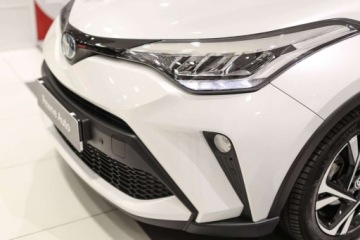 Toyota C-HR I Crossover Facelifting 2.0 Hybrid Dynamic Force 184KM 2023 Toyota C-HR 2.0 Hybrid Style 2.0 Hybryda 184KM, zdjęcie 27