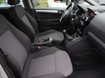 Opel Zafira B 1.7 CDTI ecoFLEX 110KM 2011 Opel Zafira 1.7 CDTI, 7 miejsc, Klima, zdjęcie 8
