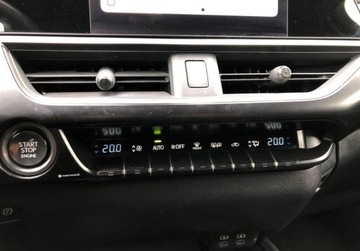 Lexus UX Crossover Facelifting 2.0 200 173KM 2022 Lexus UX UX 200 F Sport Vat Marza Salon PL Serwis ASO Apple Car Play, zdjęcie 21