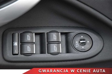 Ford Kuga II SUV 2.0 Duratorq TDCi 140KM 2012 Ford Kuga Klimatronic Parktronic(przodtyl) Tempomat MultifunckiaAlu-Felgi, zdjęcie 12