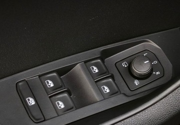 Skoda Karoq Crossover Facelifting 1.5 TSI ACT 150KM 2024 Skoda Karoq Selection Pakiety, FV 23, Tempomat, Kamera, Podgrzewane fotele, zdjęcie 20