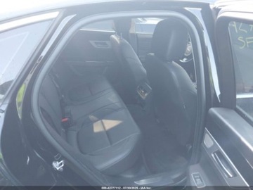 Jaguar XF II 2018 Jaguar XF 25T Premium 2018 2.0l 2.0 Benzyna 247KM, zdjęcie 12