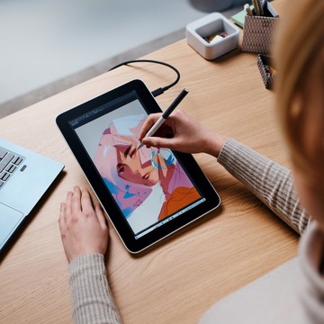 Tablet graficzny LCD Wacom One 12 DTC121 11,6 cala
