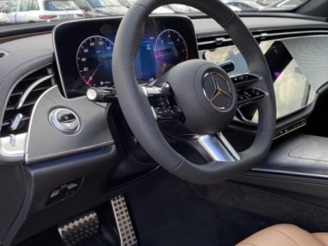 Mercedes Klasa E W214 Sedan 2.0 220d 197KM 2025 E Klasa 220 d 4-Matic AMG 2.0 197KM 2025, zdjęcie 6